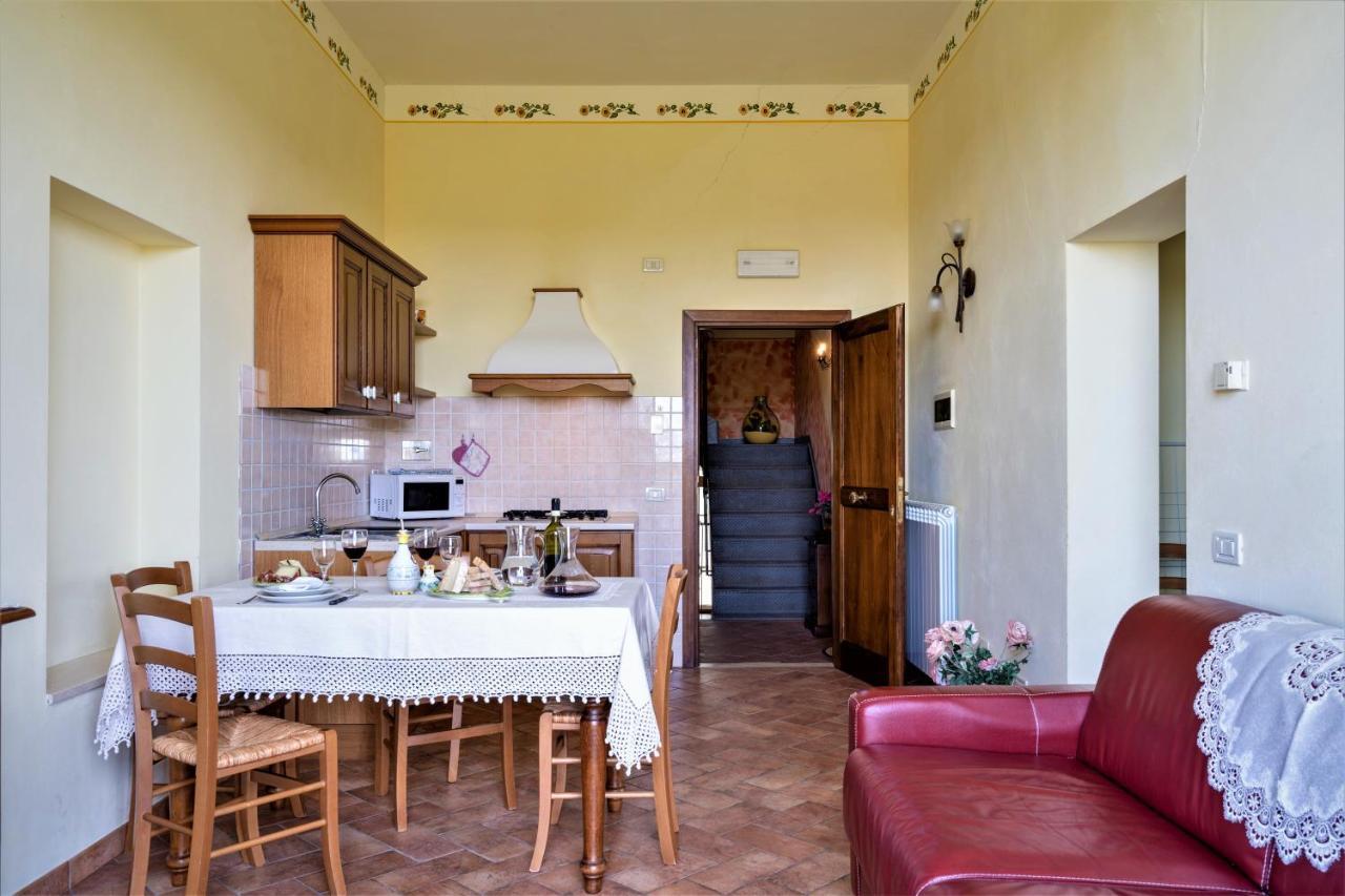 Гостевой дом Borgo Il Villino Казоле-д'Эльса Экстерьер фото